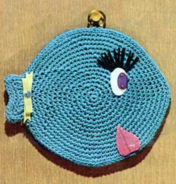 Fenella the Fish Pot Holder #S-715