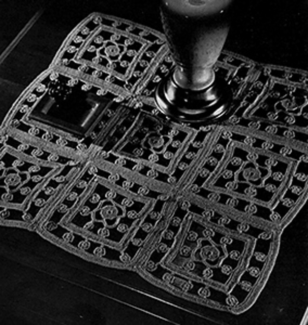 Night Table Doily #4-78