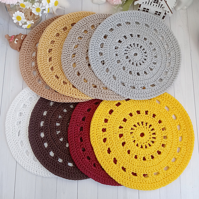 Simple Round Coaster