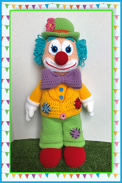 Dewey The Clown Amigurumi