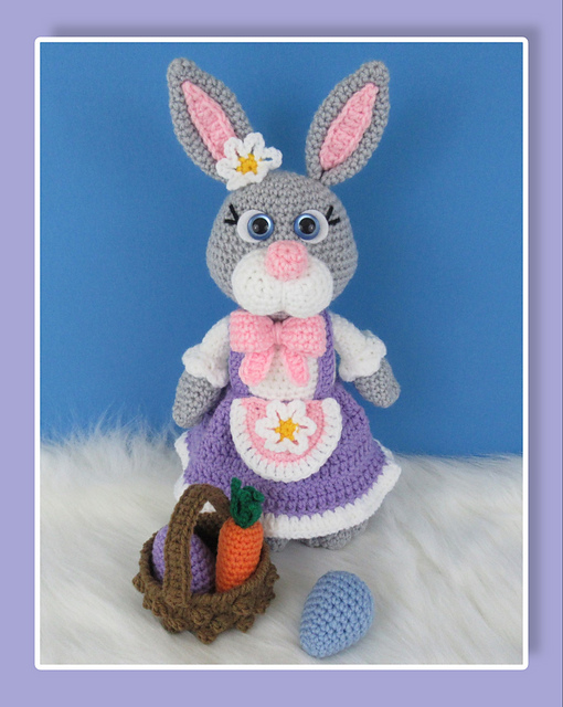 Bunny Girl Amigurumi