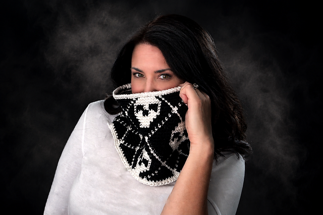 Tartan Skull Cowl