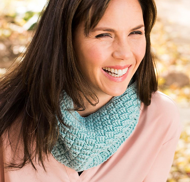 Petite Basketweave Cowl