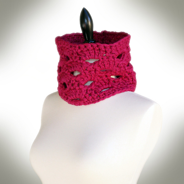 One Skein Arches Cowl
