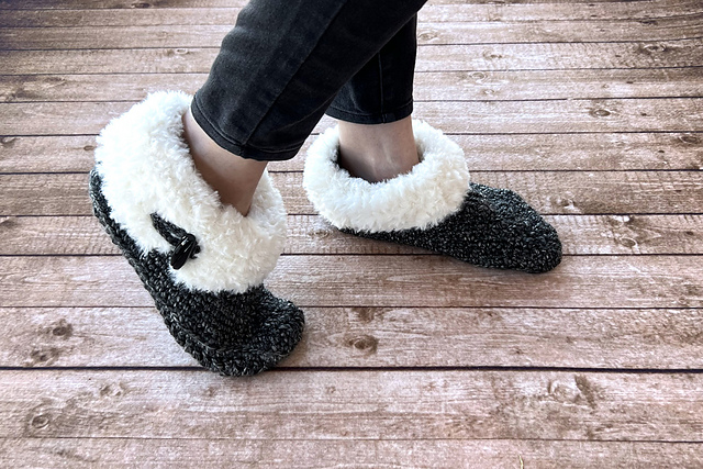 Cuddly Faux Fur Slippers