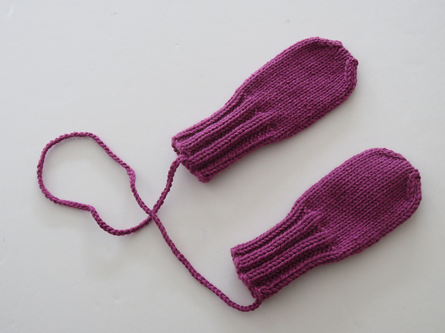 Very Simple Baby Mitts