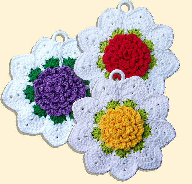 Rose Ripple Potholder