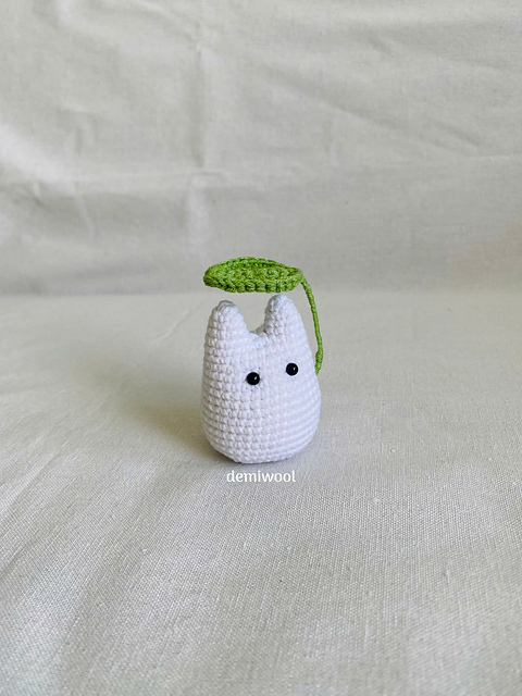 Tiny White Totoro