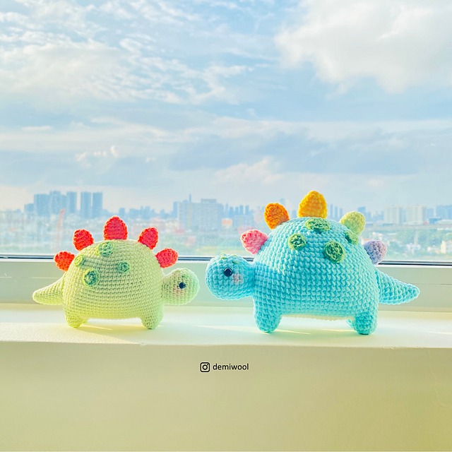 Rainbow Dino