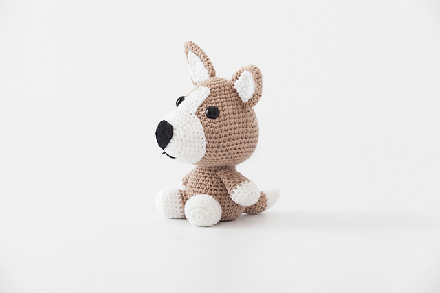 Amigurumi puppy