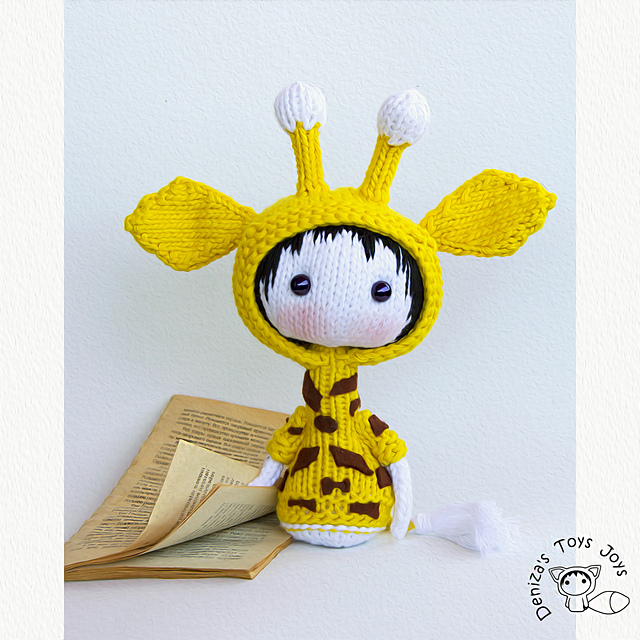 Giraffe Tanoshi Doll