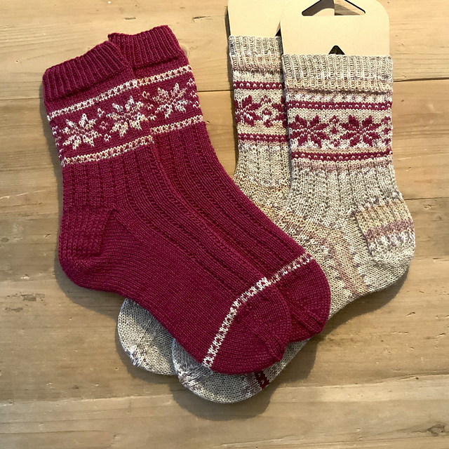 Donia - Socken mit winterlichem Fair-Isle-Muster