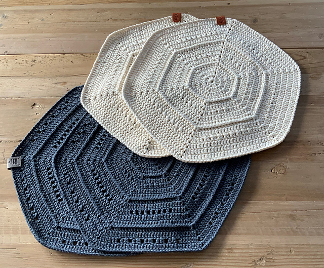 Ravelry: Alix - Sets pattern by Dagmar Fröhlich