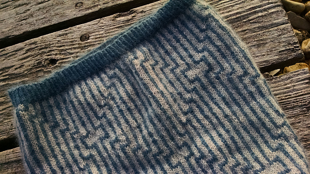 Vex Cowl