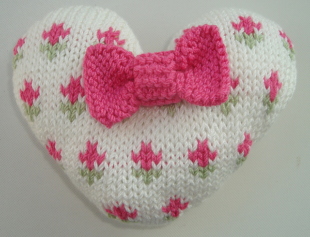 Shabby Chic Rosebud Heart