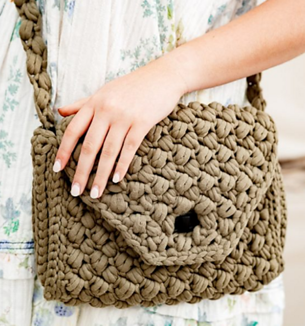 Bean Stitch Crochet Crossbody