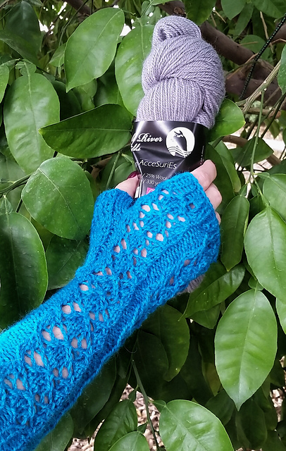 Royal Brocade Fingerless Gloves