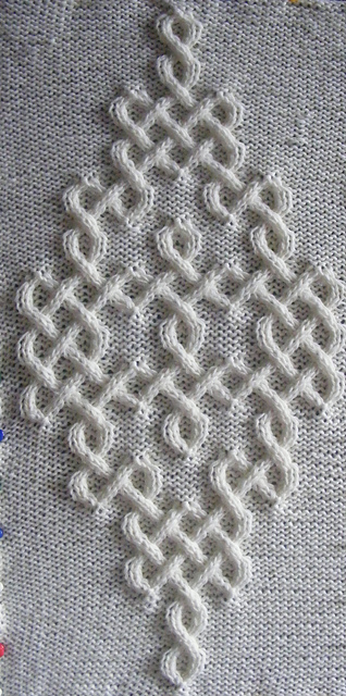 Celtic Motif (knot #340)