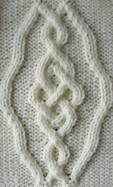 Celtic Motif (knot #496)
