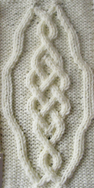 Celtic Motif (knot #494)