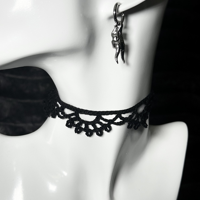 Lace Sunrise Choker
