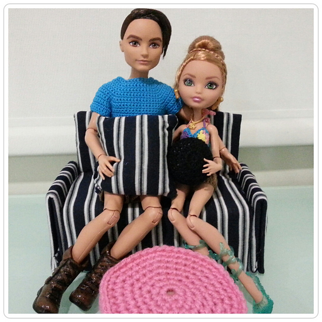 Barbie Round Pillow