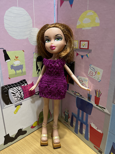 Bratz #001 Rose Dress