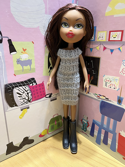 Bratz #121 Glitter dress