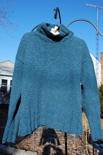 Kilt Turtleneck