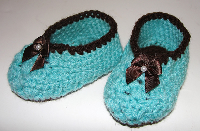Baby Shell Baby Booties