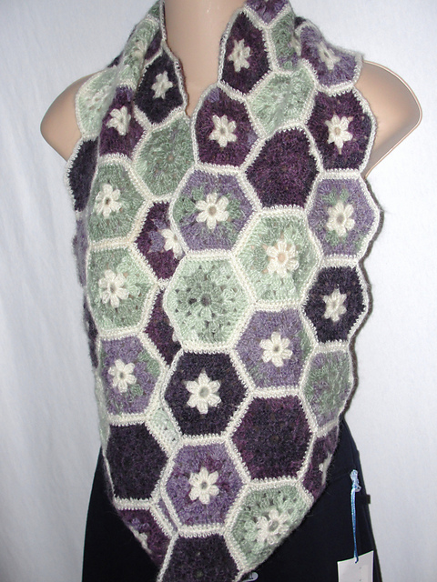 Hexagon Eternity Scarf