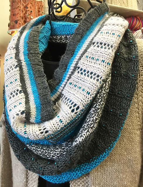 Makes Me Happy Cowl