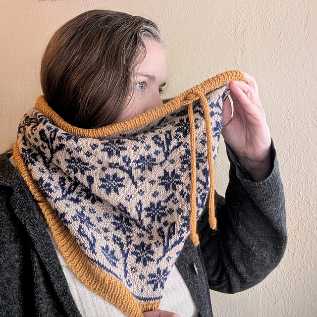 Just a Posy Cowl