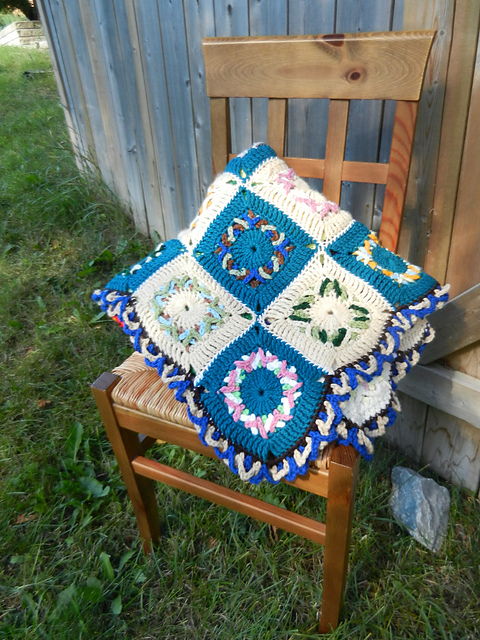 Here we go do-se-do quilt square