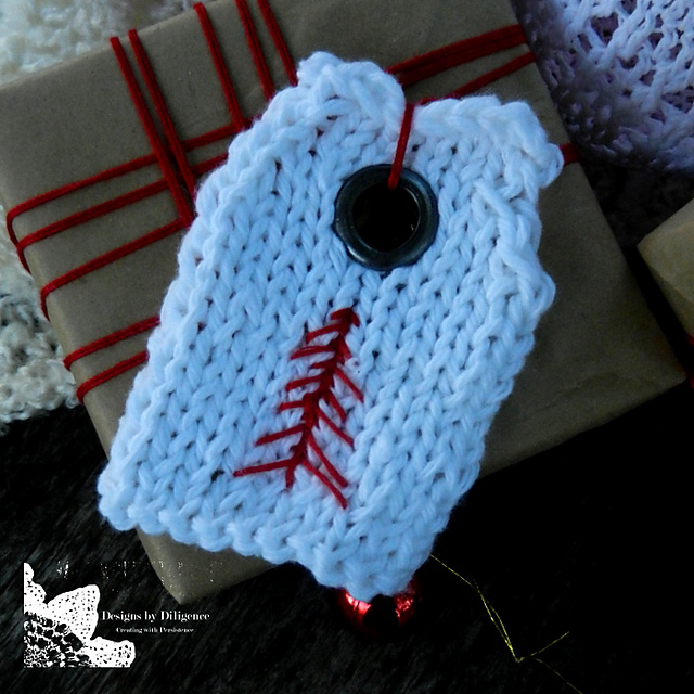 Knit Christmas Tags