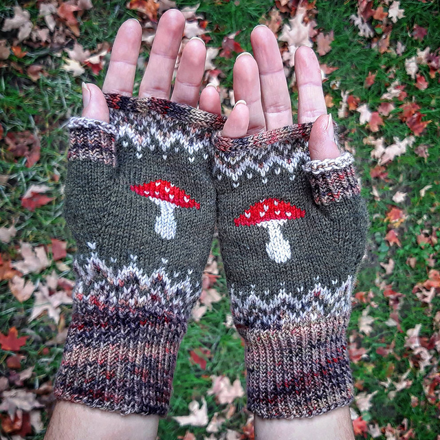 Amaknita Gloves