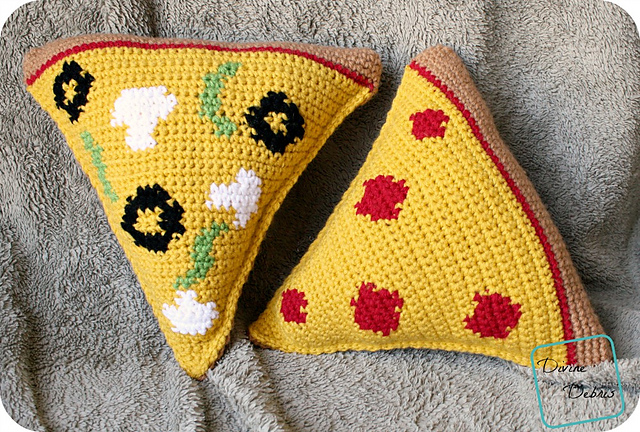 Stuffed Crust Pizza Amigurumi