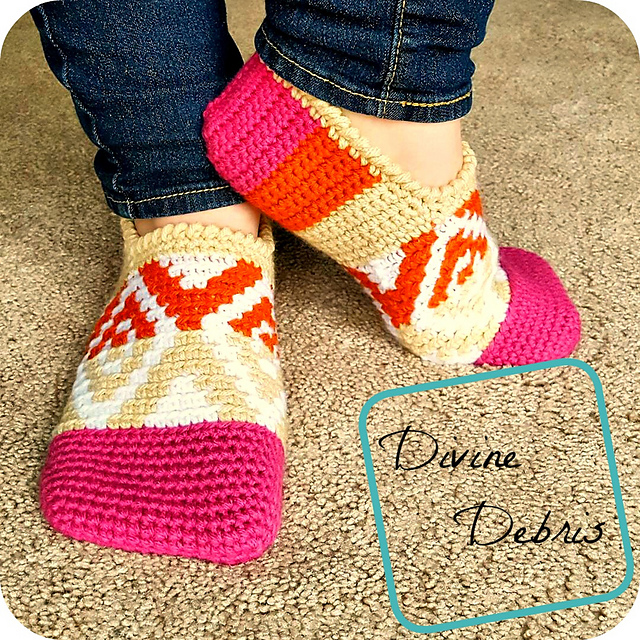 Xs and Os Slippers