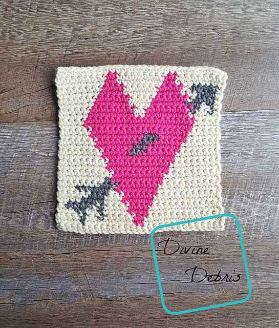 8" Tapestry Heart Afghan Square