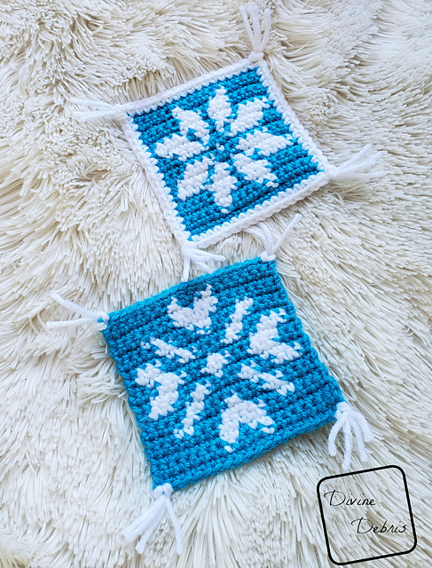 Cute Snowflakes Coaster Set