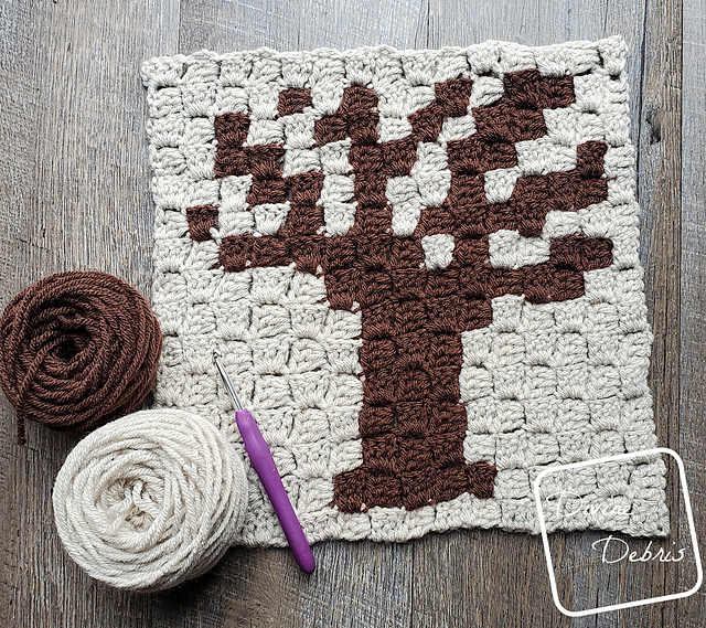 C2C Spooky Tree Afghan Square