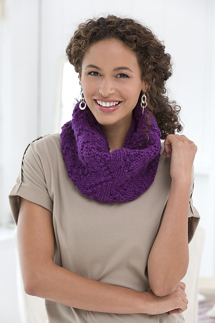 Marching Arrows Cowl