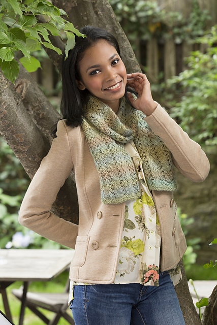 Cable and Lace Scarf