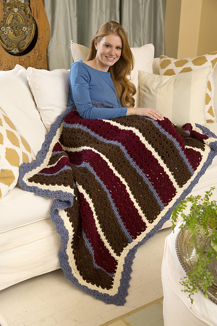 Chunky Shells & Stripes Throw