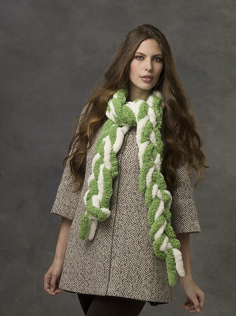 Two-toned Hand Chain Scarf