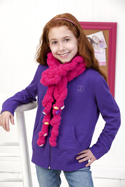 Easy Enough for a Child Chain Scarf