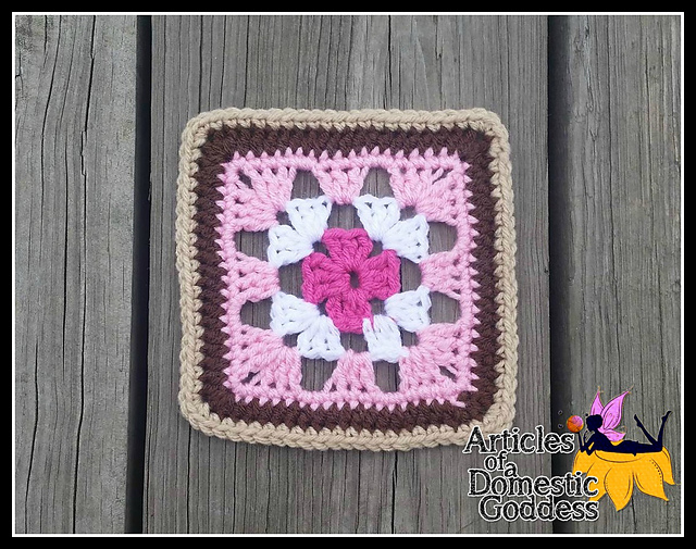 Cosmopolitan 6 Inch Granny Square