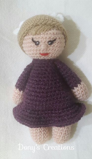 Mini Doll Doroty