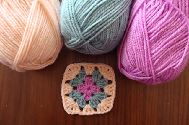 Hiding the yarn ends