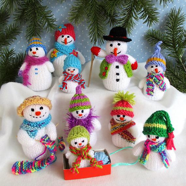 10 Snug Little Snowmen